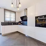 Lovely Home In Tkon With House A Panoramic View 度假居