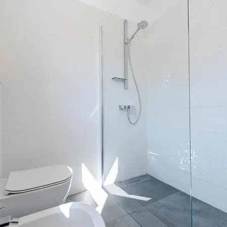 Lovely In With House A Panoramic View *