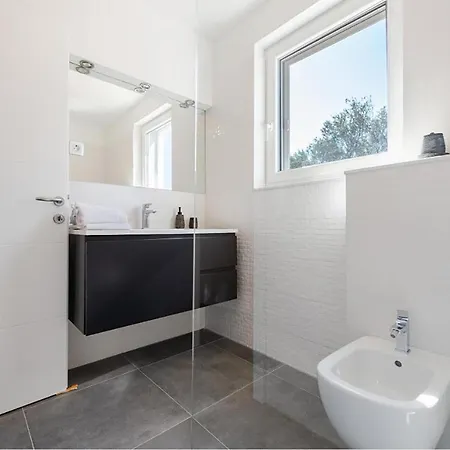 Semesterbostad Lovely In With House A Panoramic View Tkon