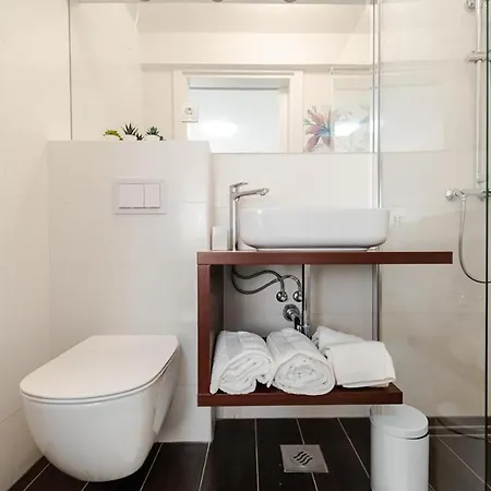 Lovely In With House A Panoramic View * Tkon